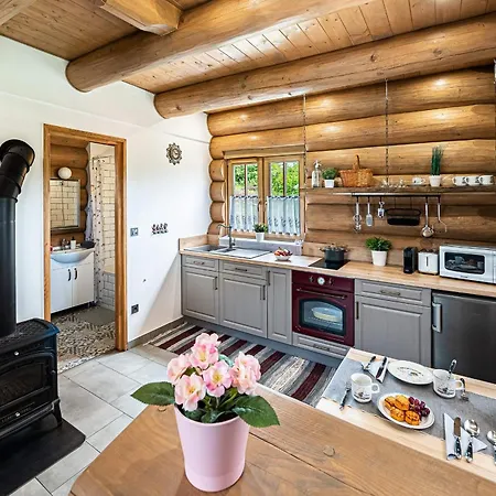 Σαλέ Bandi Kucko *